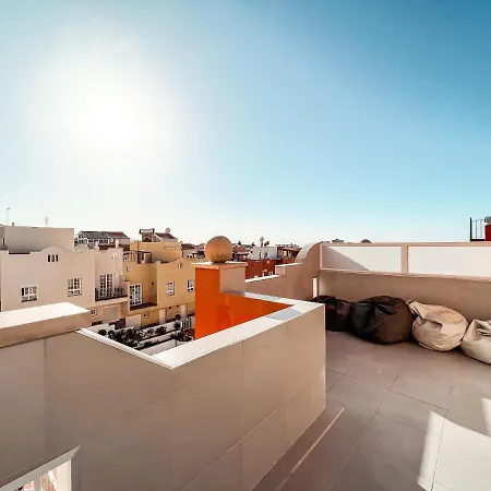 Hébergement de vacances Townhouse With Ac In Callao Salvaje, Sonia, Cs148 *
