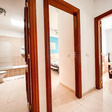 Hébergement de vacances Townhouse With Ac In Callao Salvaje, Sonia, Cs148 *