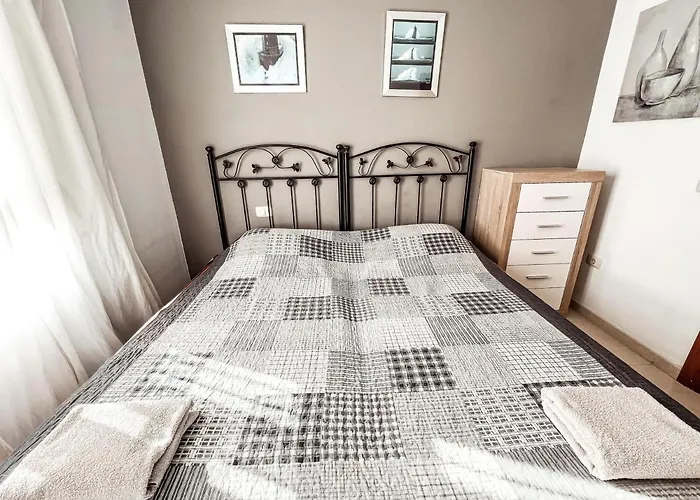 Semesterbostad Townhouse With Ac In Callao Salvaje, Sonia, Cs148 *