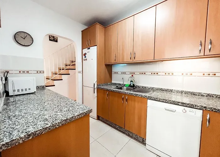Prázdninový dům Townhouse With Ac In Callao Salvaje, Sonia, Cs148 *