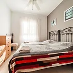 Townhouse With Ac In Callao Salvaje, Sonia, Cs148 別荘