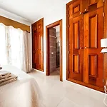 別荘 Townhouse With Ac In Callao Salvaje, Sonia, Cs148