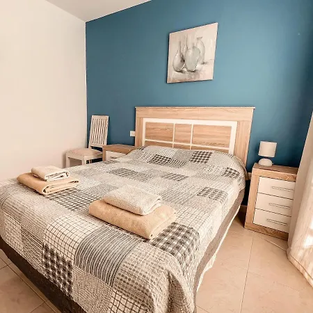 Townhouse With Ac In Callao Salvaje, Sonia, Cs148 度假居 *