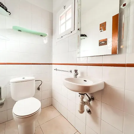Townhouse With Ac In Callao Salvaje, Sonia, Cs148 度假居