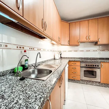 Townhouse With Ac In Callao Salvaje, Sonia, Cs148 度假居