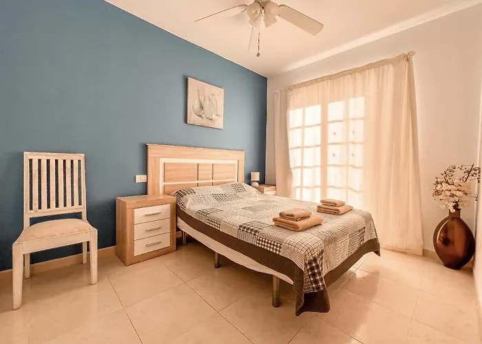 Townhouse With Ac In Callao Salvaje, Sonia, Cs148 * Callao Salvaje